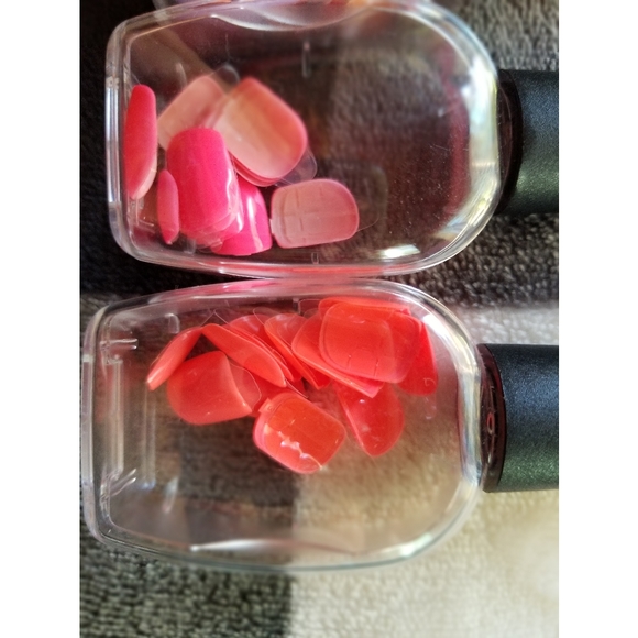 Collection of Press on Nails - Picture 8 of 13